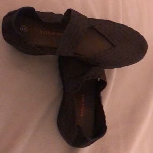 Bernie Mev “cocoa” stretch slip ons (41)